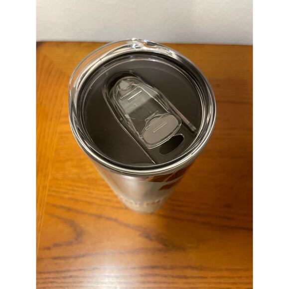 30oz Tumbler Never Give Up Stainless steel cup sublimation minor defects - Picture 8 of 10